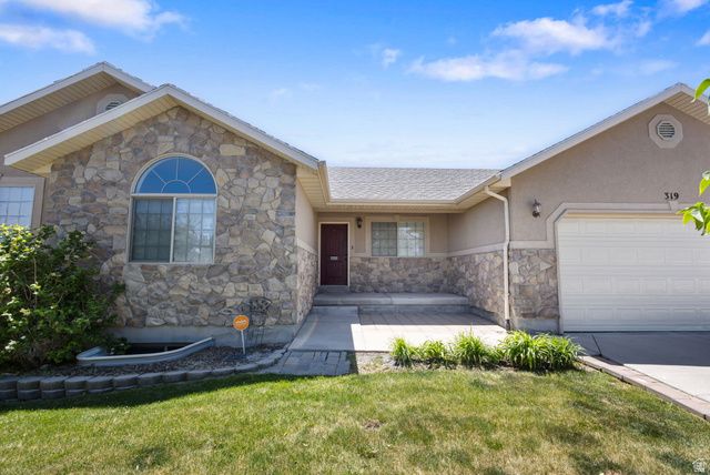 319 W LARIAT BLVD, Saratoga Springs, UT 84045