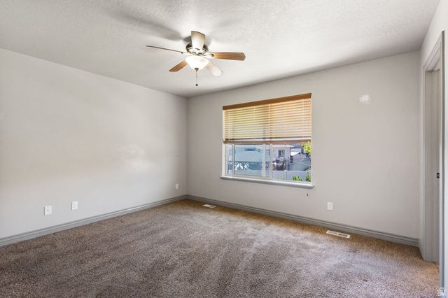 319 W LARIAT BLVD, Saratoga Springs, UT 84045