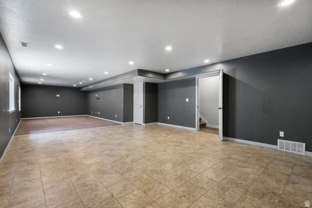 319 W LARIAT BLVD, Saratoga Springs, UT 84045