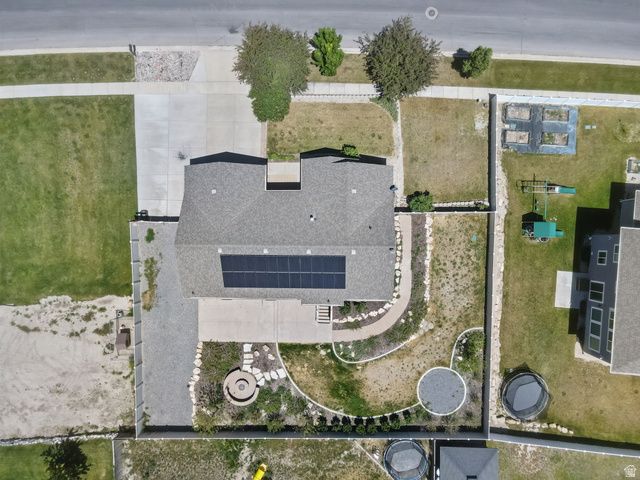 319 W LARIAT BLVD, Saratoga Springs, UT 84045