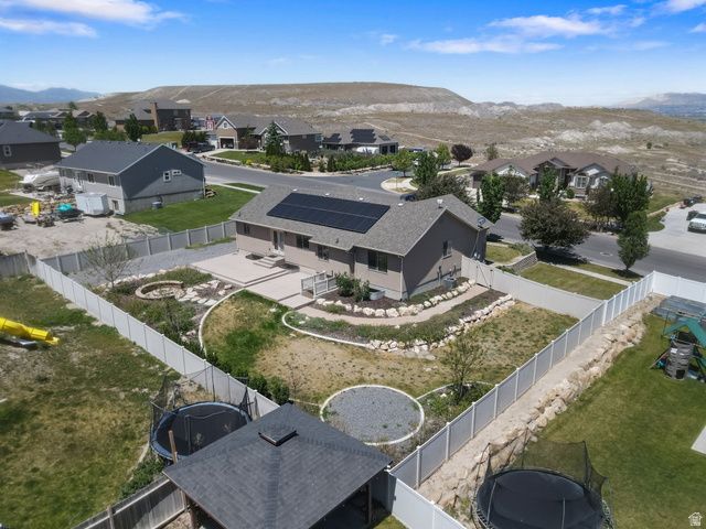 319 W LARIAT BLVD, Saratoga Springs, UT 84045