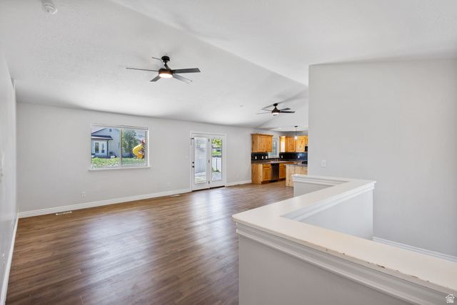 319 W LARIAT BLVD, Saratoga Springs, UT 84045