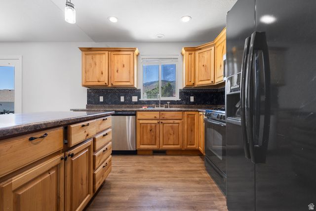 319 W LARIAT BLVD, Saratoga Springs, UT 84045