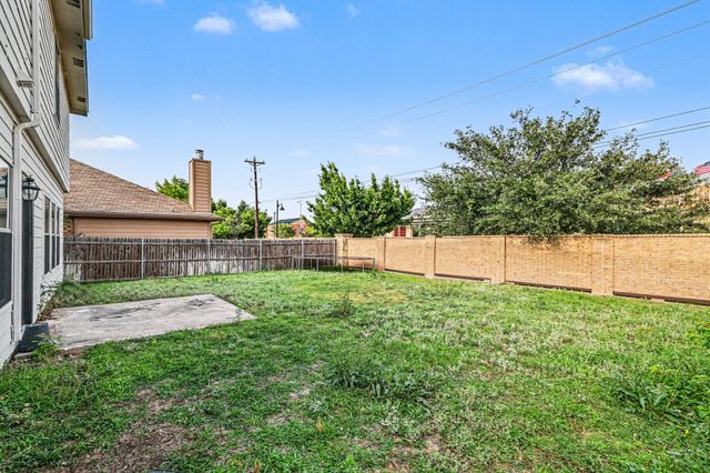 1816 Marlin Drive, Aubrey, TX 76227