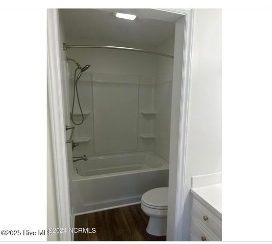 2005 Quail Ridge Road B, Greenville, NC 27858