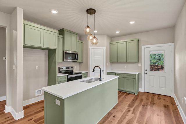 807 Branding Iron Trail, Granbury, TX 76049