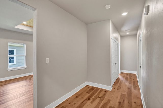 807 Branding Iron Trail, Granbury, TX 76049