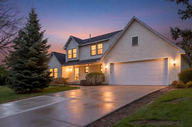 7312 Parkview Drive, Mounds View, MN 55112
