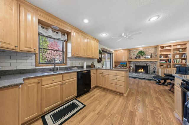 7312 Parkview Drive, Mounds View, MN 55112