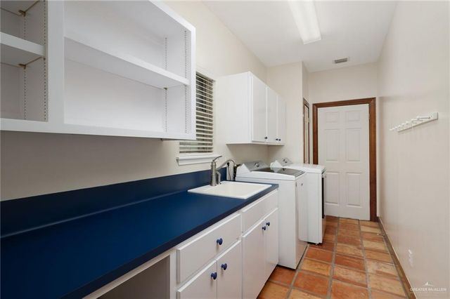 4909 N 9th Street, Mcallen, TX 78504