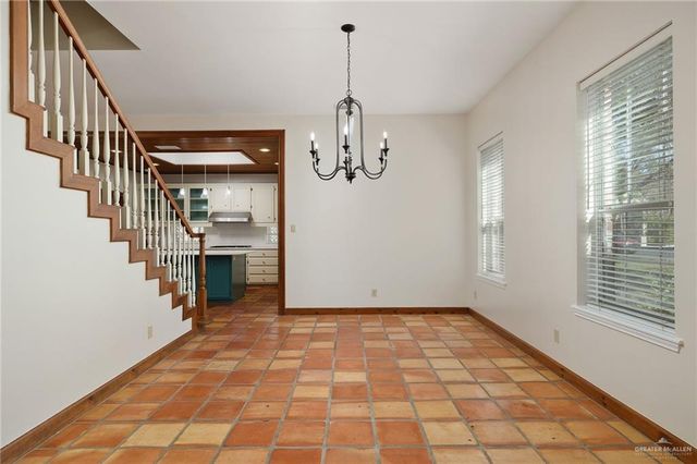 4909 N 9th Street, Mcallen, TX 78504