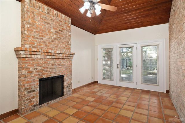 4909 N 9th Street, Mcallen, TX 78504