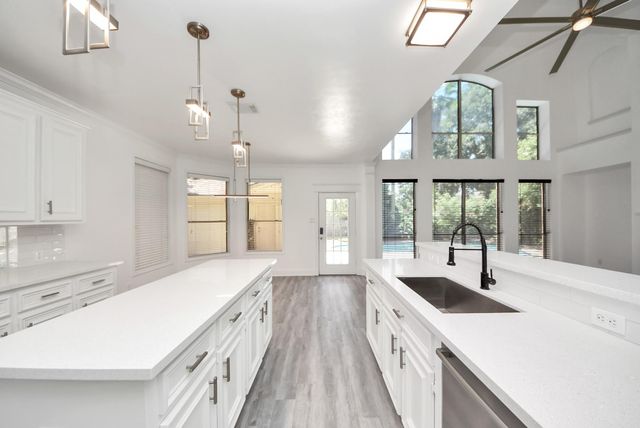 7522 Tumbling Road, Humble, TX 77346