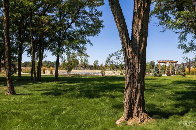 3542 W Golden Barrel St, Eagle, ID 83616