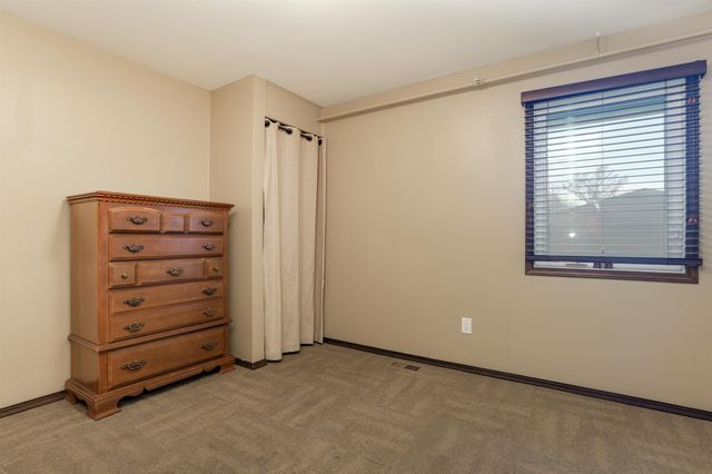 1508 Terrace Dr., Newton, KS 67114