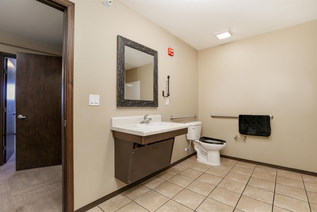 1508 Terrace Dr., Newton, KS 67114