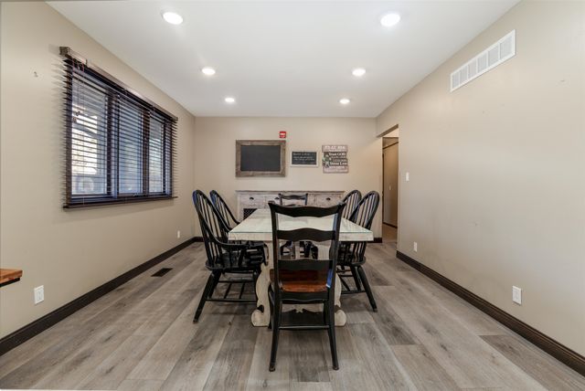 1508 Terrace Dr., Newton, KS 67114