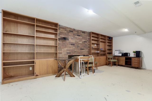 1508 Terrace Dr., Newton, KS 67114