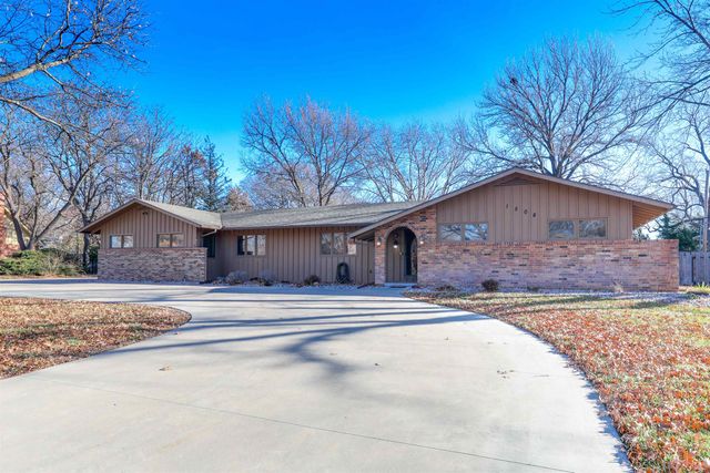1508 Terrace Dr., Newton, KS 67114
