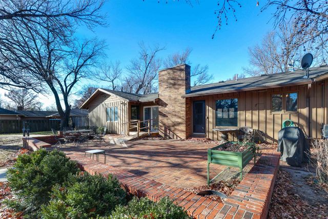 1508 Terrace Dr., Newton, KS 67114