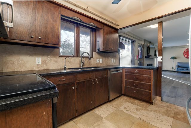 1508 Terrace Dr., Newton, KS 67114