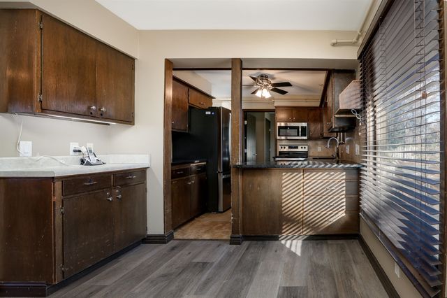 1508 Terrace Dr., Newton, KS 67114