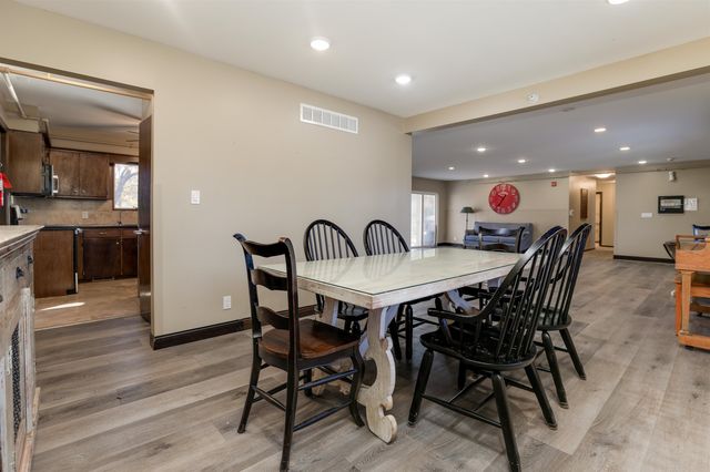 1508 Terrace Dr., Newton, KS 67114