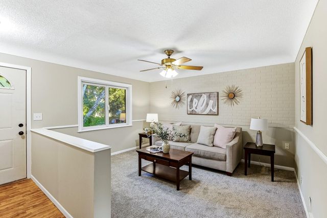 4407 Washington Street NE, Columbia Heights, MN 55421