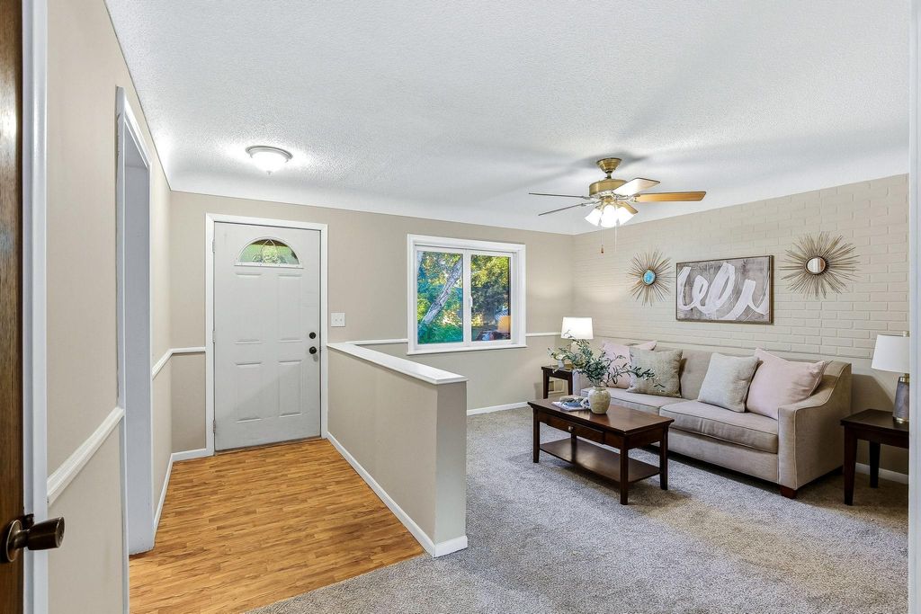 4407 Washington Street NE, Columbia Heights, MN 55421 — photo 3