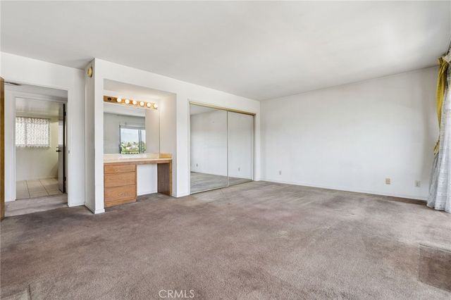 2431 Claremont, Los Angeles, CA 90027