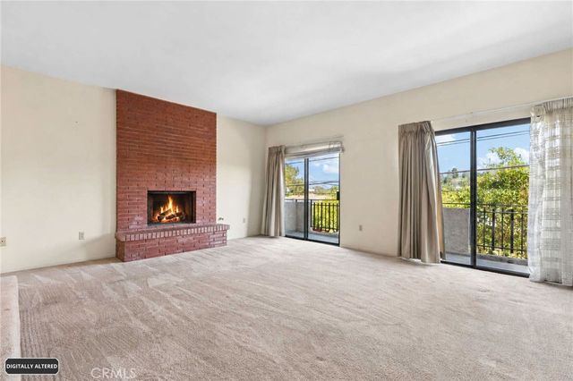 2431 Claremont, Los Angeles, CA 90027