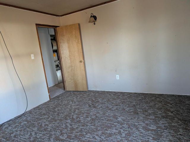 340 6th Street, Taneyville, MO 65759