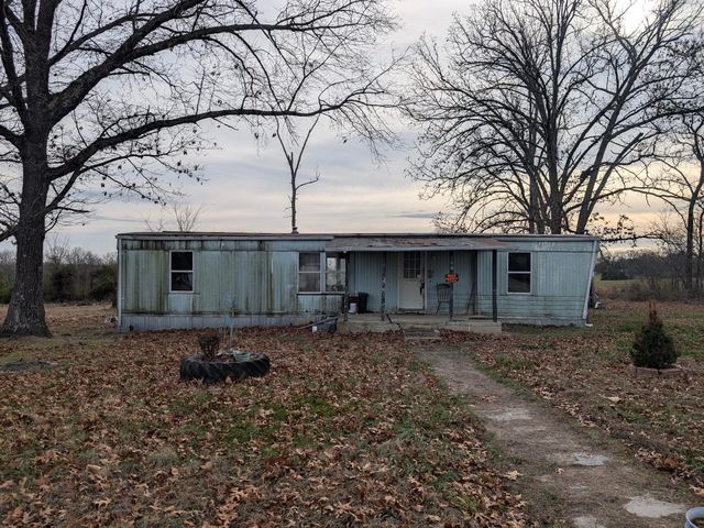 340 6th Street, Taneyville, MO 65759