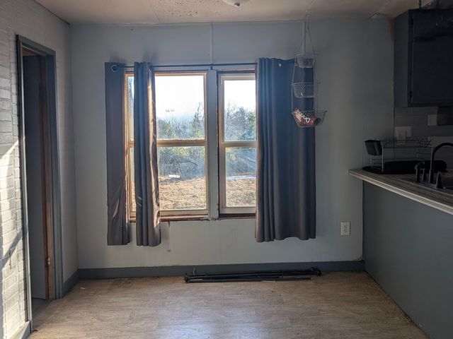 340 6th Street, Taneyville, MO 65759