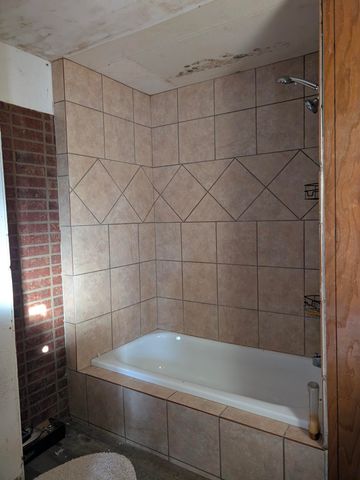 340 6th Street, Taneyville, MO 65759