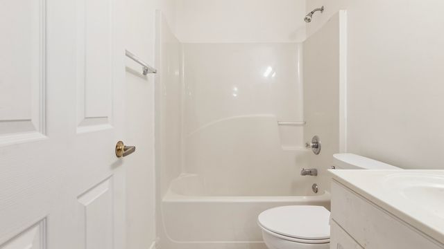 3104 Meadow Street, Lynn Haven, FL 32444