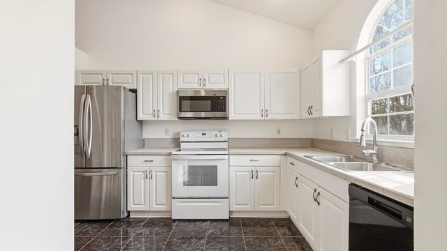 3104 Meadow Street, Lynn Haven, FL 32444