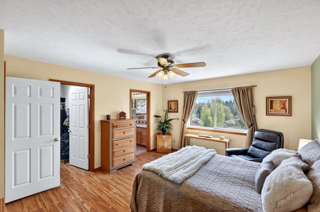 16416 N MORTON Dr, Spokane, WA 99208