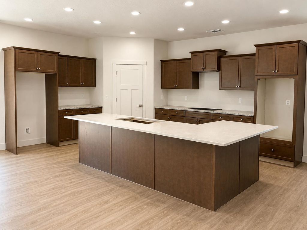 Image 2 of property listing at 3820 Via Capitola, Madera, CA 93637