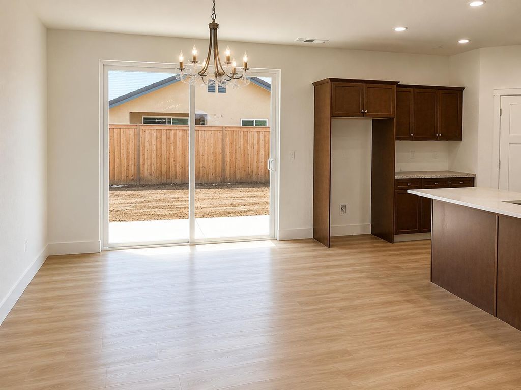 Image 3 of property listing at 3820 Via Capitola, Madera, CA 93637