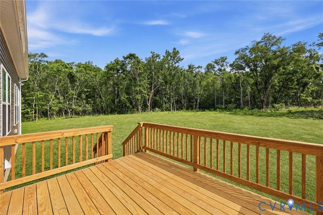 4621 Gingras Ct, Quinton, VA 23141