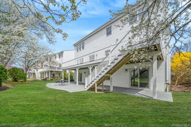 106 Fairway View Drive 106, Commack, NY 11725