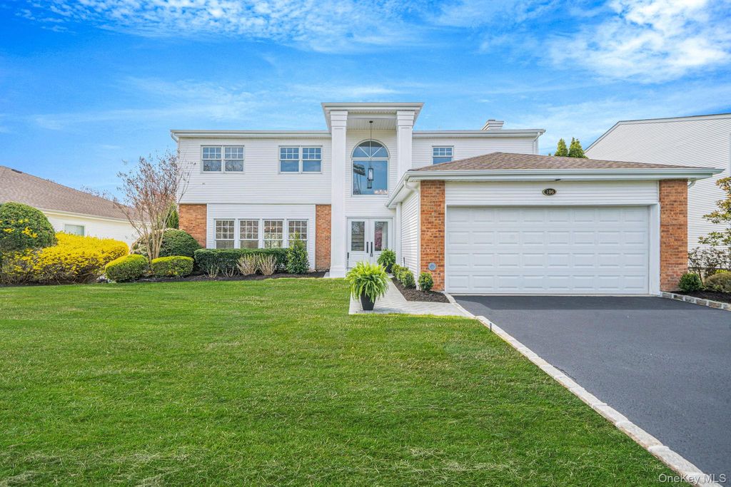 106 Fairway View Drive 106, Commack, NY 11725