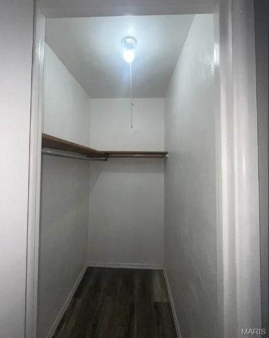 4774 Kings Drive G, St Louis, MO 63116