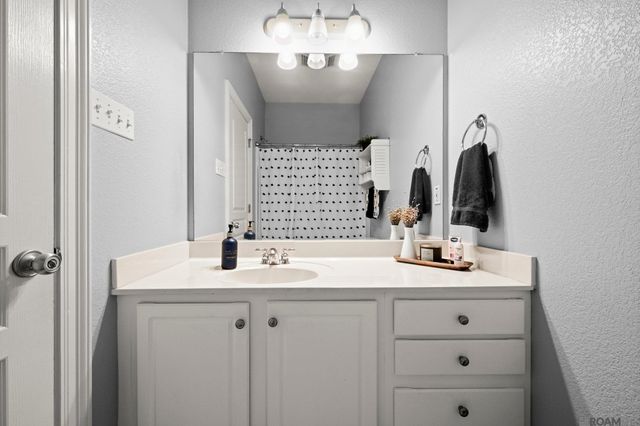 2840 Magazine Dr, Baton Rouge, LA 70816