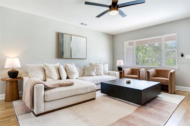 4416 W BAY COURT AVE, Tampa, FL 33611