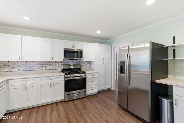 2910 Riverbank Drive, Beaufort, SC 29902