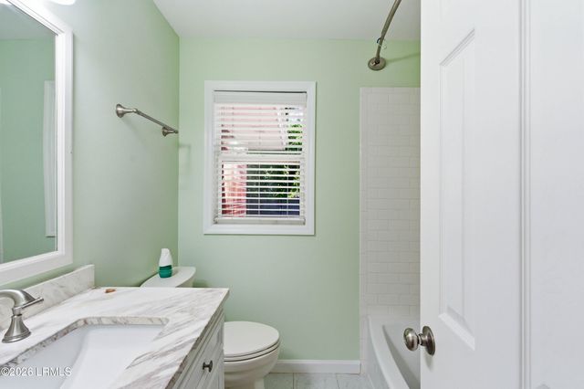 2910 Riverbank Drive, Beaufort, SC 29902