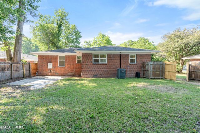 2910 Riverbank Drive, Beaufort, SC 29902