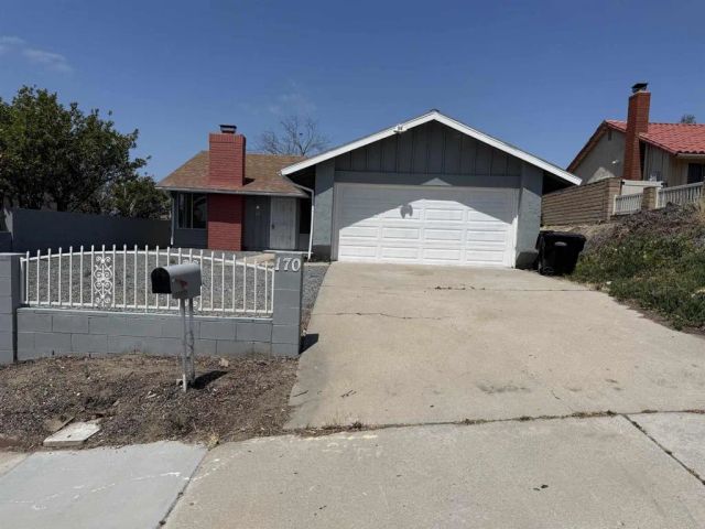 170 61st, San Diego, CA 92114